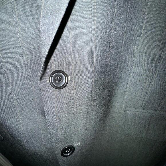 Yves Saint Laurent VTG Charcoal 2 Piece Suit Men's 44R + 32X30 Pants FRANCE - Picture 2 of 9